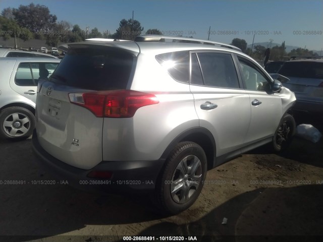 Photo 3 VIN: JTMBFREV1FD148921 - TOYOTA RAV4 