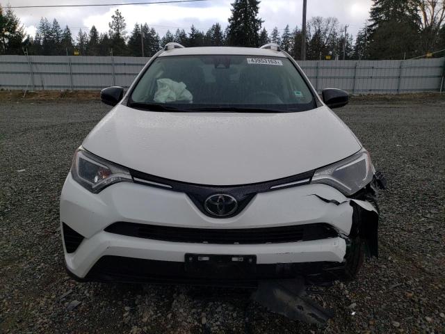 Photo 4 VIN: JTMBFREV1JJ210750 - TOYOTA RAV4 LE 