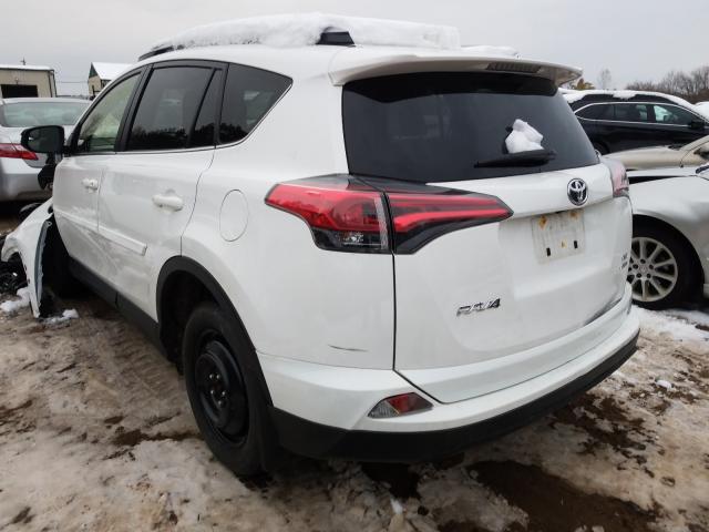 Photo 2 VIN: JTMBFREV1JJ240637 - TOYOTA RAV4 LE 