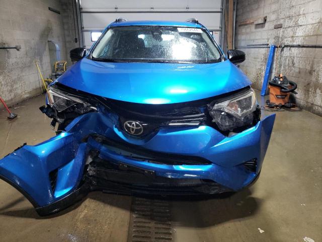 Photo 4 VIN: JTMBFREV1JJ727482 - TOYOTA RAV4 LE 