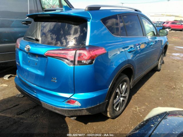 Photo 3 VIN: JTMBFREV1JJ744234 - TOYOTA RAV4 