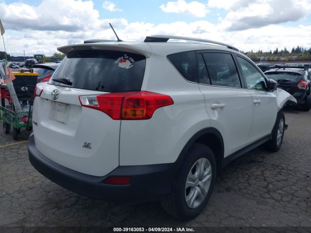 Photo 3 VIN: JTMBFREV2FD130623 - TOYOTA RAV4 