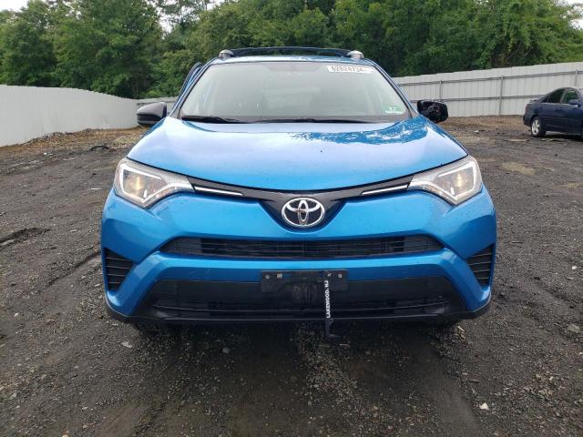 Photo 4 VIN: JTMBFREV2GD195392 - TOYOTA RAV4 LE 