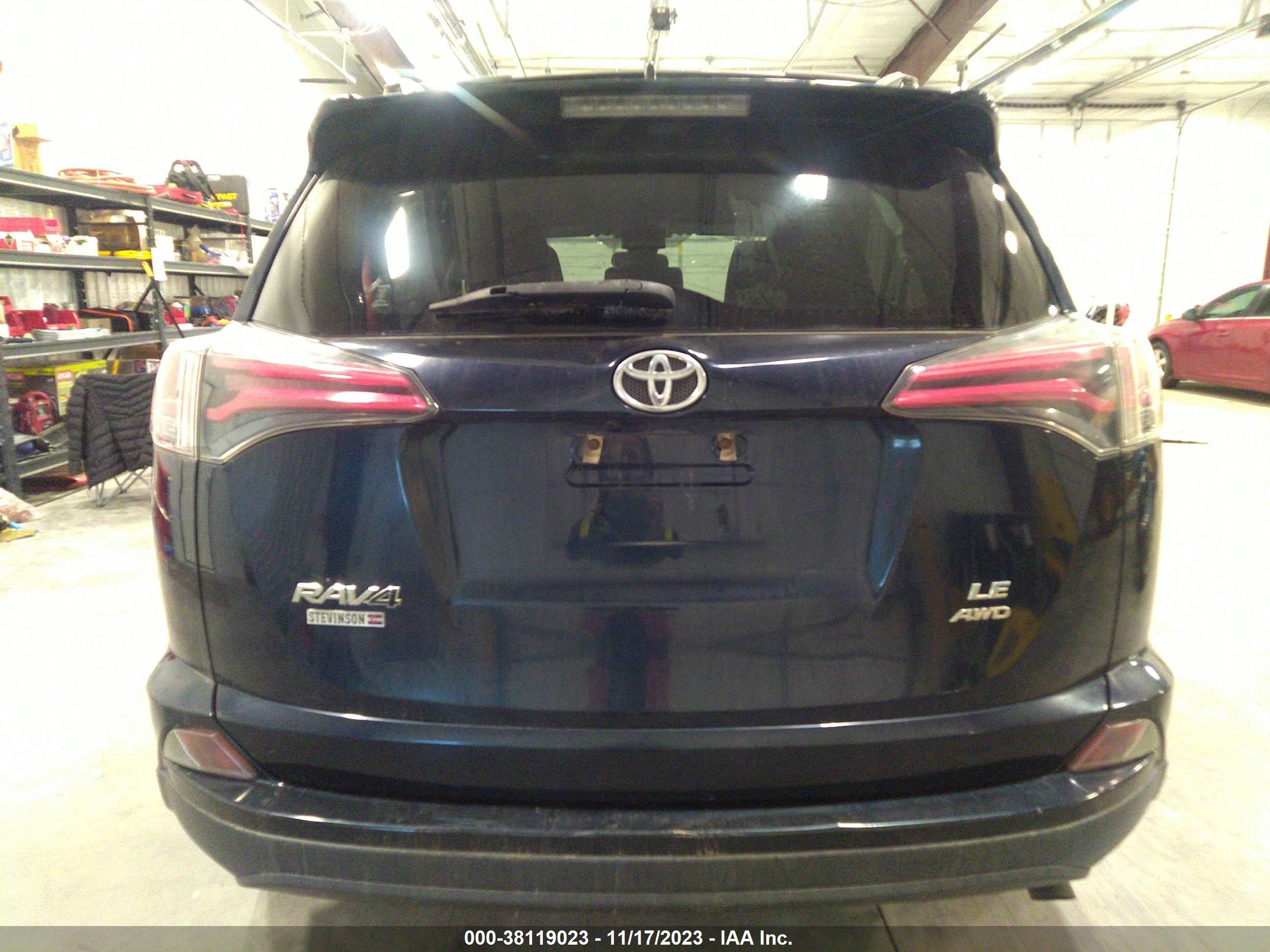 Photo 15 VIN: JTMBFREV2HJ702598 - TOYOTA RAV 4 