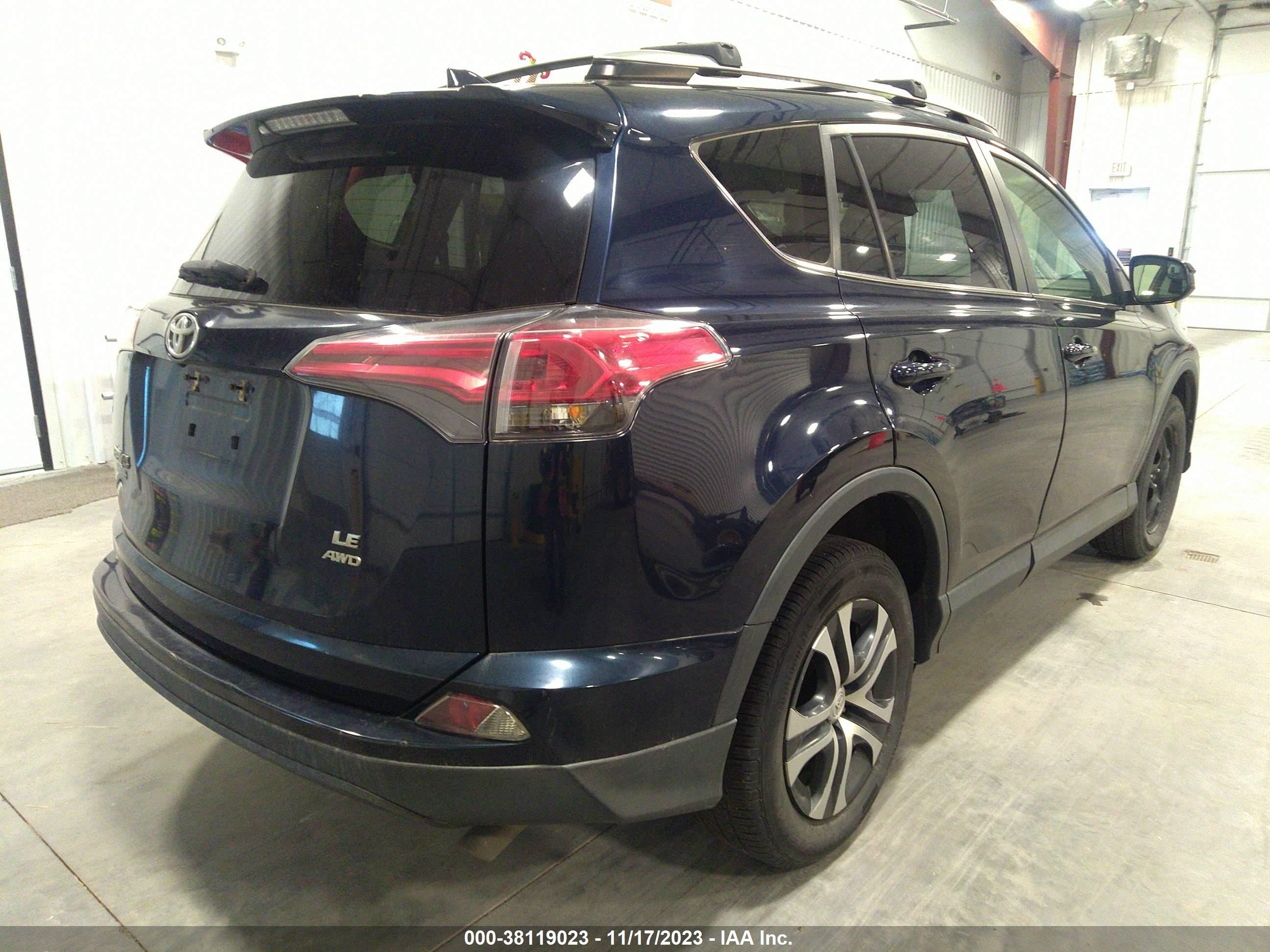 Photo 3 VIN: JTMBFREV2HJ702598 - TOYOTA RAV 4 