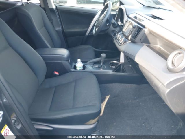 Photo 4 VIN: JTMBFREV2JJ204617 - TOYOTA RAV4 