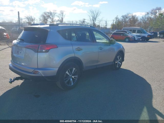 Photo 3 VIN: JTMBFREV2JJ206822 - TOYOTA RAV4 