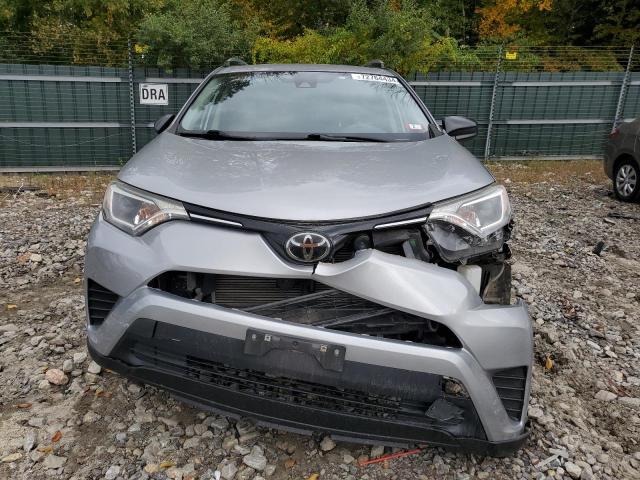 Photo 4 VIN: JTMBFREV2JJ211650 - TOYOTA RAV4 LE 