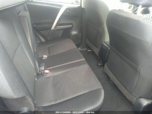 Photo 7 VIN: JTMBFREV2JJ221112 - TOYOTA RAV4 