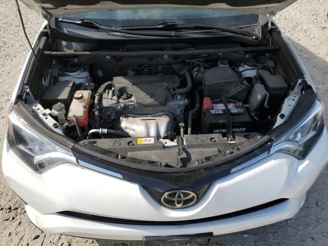 Photo 11 VIN: JTMBFREV2JJ721027 - TOYOTA RAV4 LE 