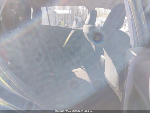 Photo 7 VIN: JTMBFREV2JJ722128 - TOYOTA RAV4 