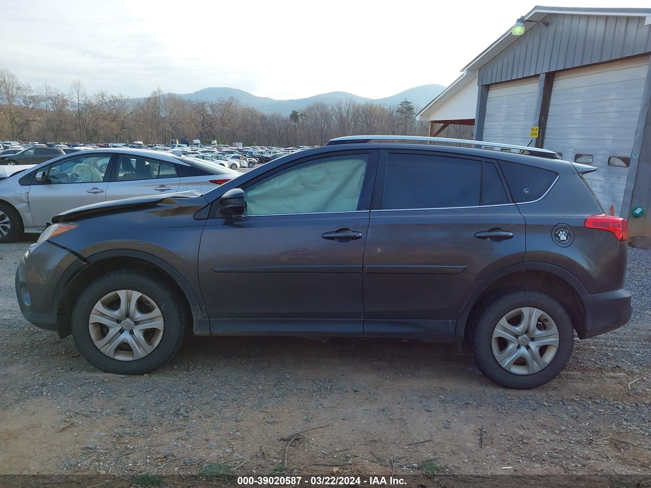 Photo 14 VIN: JTMBFREV3EJ003461 - TOYOTA RAV 4 