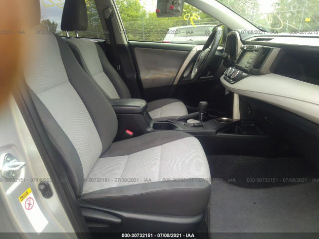 Photo 4 VIN: JTMBFREV3FJ022772 - TOYOTA RAV4 