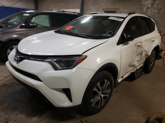 Photo 1 VIN: JTMBFREV3GJ070435 - TOYOTA RAV4 LE 