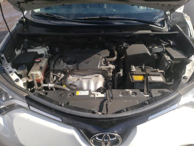 Photo 6 VIN: JTMBFREV3GJ075117 - TOYOTA RAV4 LE 