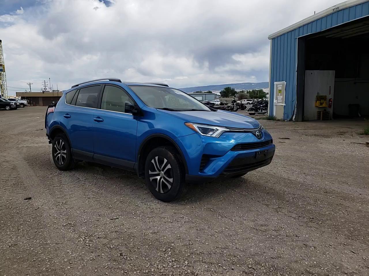 Photo 10 VIN: JTMBFREV3HJ132319 - TOYOTA RAV4 LE 