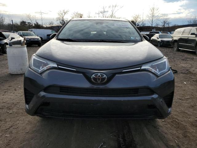 Photo 4 VIN: JTMBFREV3JJ189125 - TOYOTA RAV4 LE 