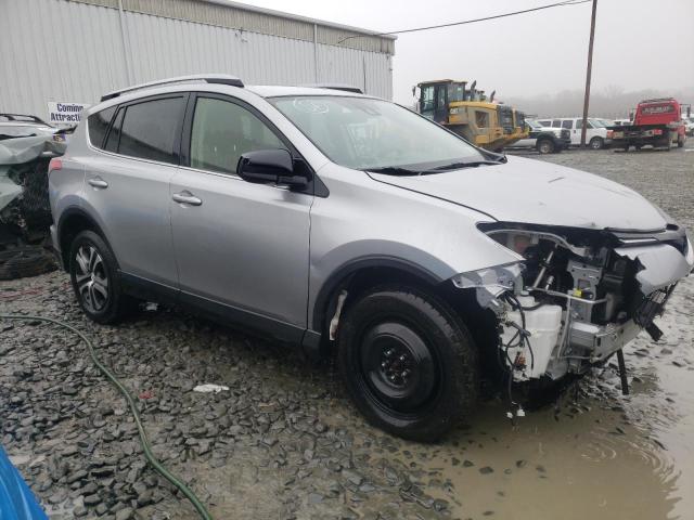 Photo 3 VIN: JTMBFREV3JJ205940 - TOYOTA RAV4 LE 