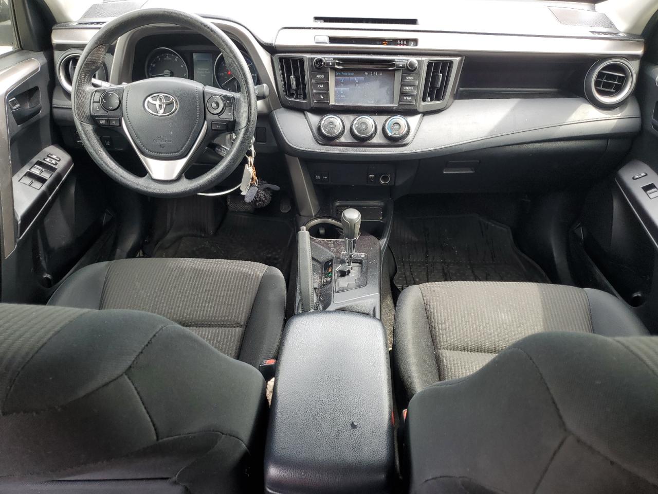 Photo 7 VIN: JTMBFREV3JJ217456 - TOYOTA RAV 4 