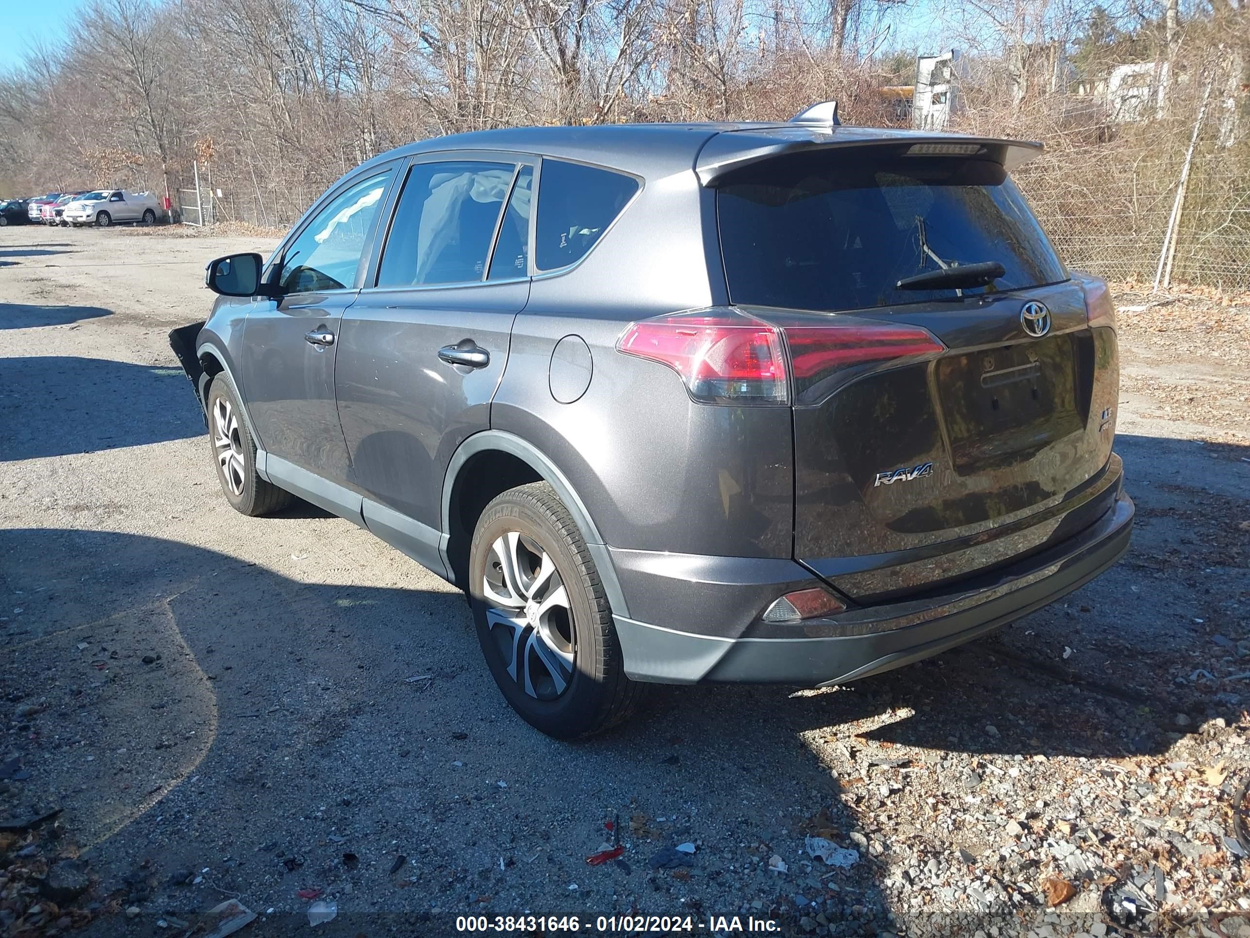 Photo 2 VIN: JTMBFREV3JJ726138 - TOYOTA RAV 4 