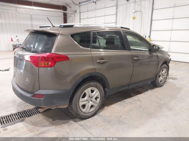 Photo 3 VIN: JTMBFREV4FD149576 - TOYOTA RAV4 