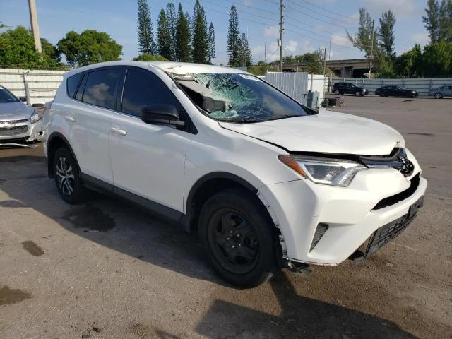 Photo 3 VIN: JTMBFREV4HJ111897 - TOYOTA RAV4 LE 