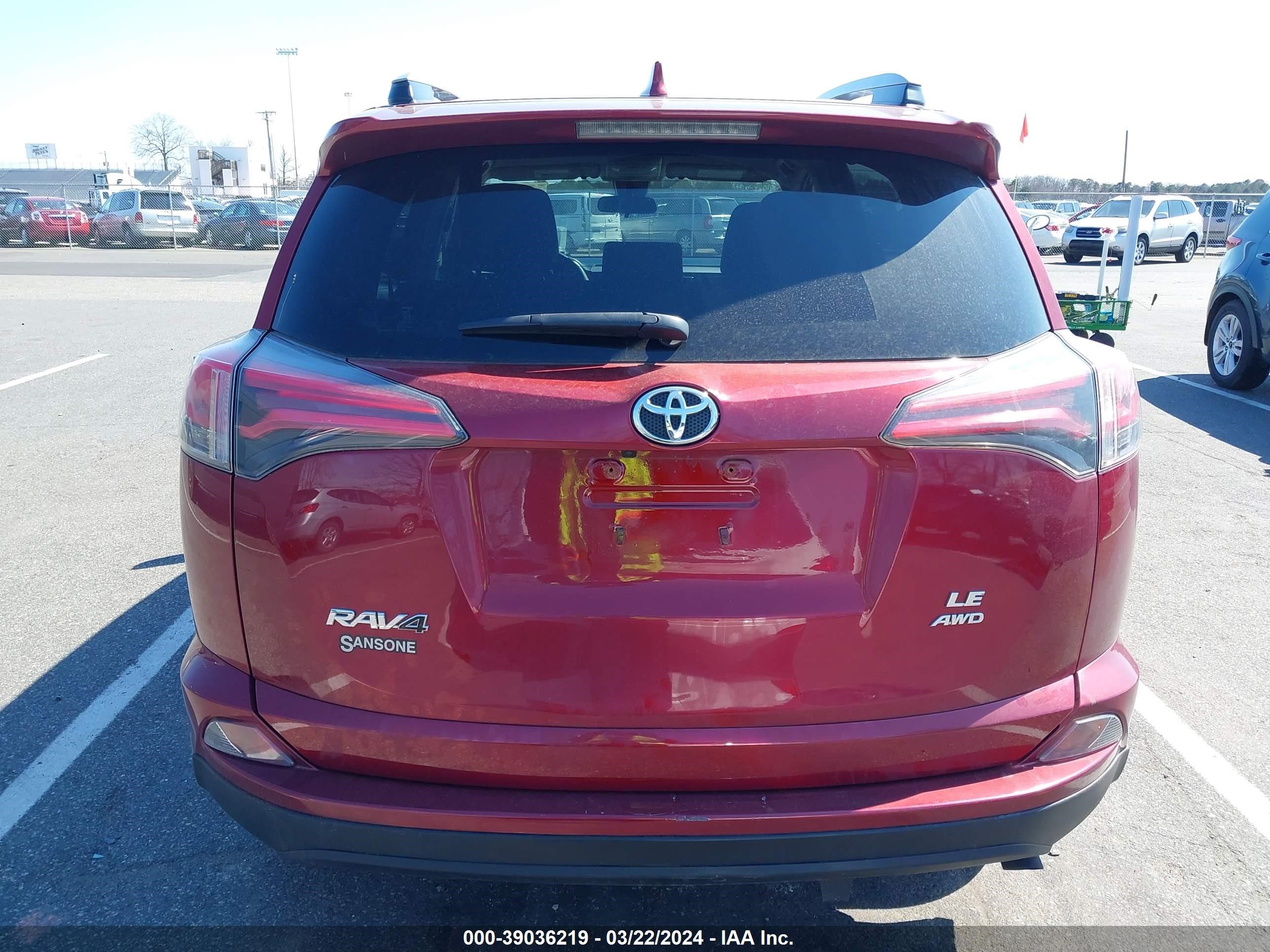 Photo 15 VIN: JTMBFREV4JD233910 - TOYOTA RAV 4 