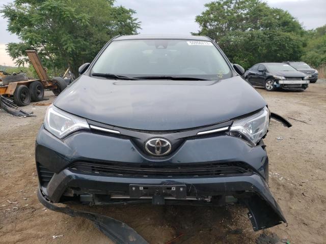 Photo 4 VIN: JTMBFREV4JD257172 - TOYOTA RAV4 LE 