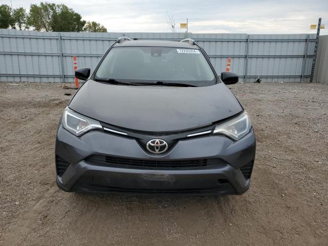 Photo 4 VIN: JTMBFREV4JJ240292 - TOYOTA RAV4 LE 