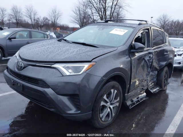 Photo 1 VIN: JTMBFREV4JJ738699 - TOYOTA RAV4 