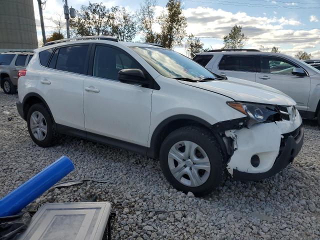 Photo 3 VIN: JTMBFREV5FJ014561 - TOYOTA RAV4 LE 