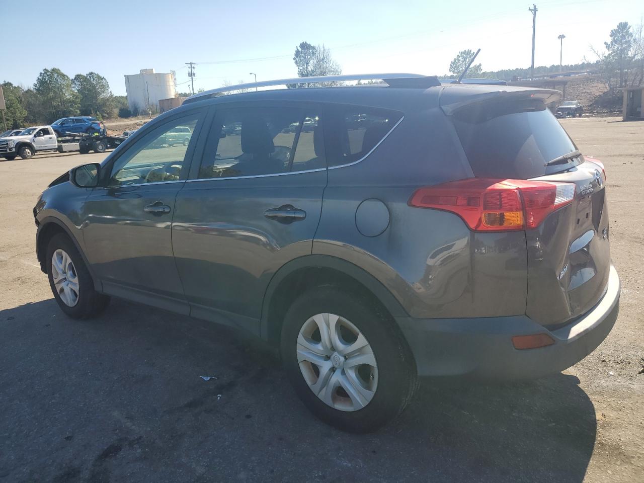 Photo 1 VIN: JTMBFREV5FJ046846 - TOYOTA RAV 4 