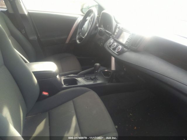 Photo 4 VIN: JTMBFREV5GJ061316 - TOYOTA RAV4 