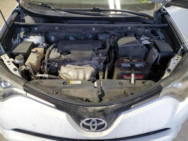 Photo 11 VIN: JTMBFREV5GJ073921 - TOYOTA RAV4 LE 