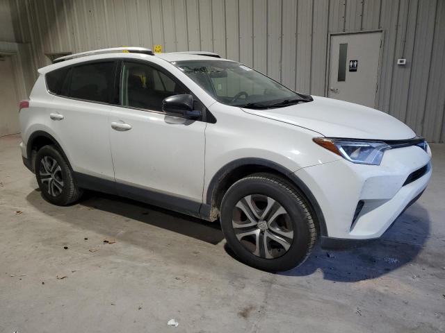 Photo 3 VIN: JTMBFREV5GJ073921 - TOYOTA RAV4 LE 