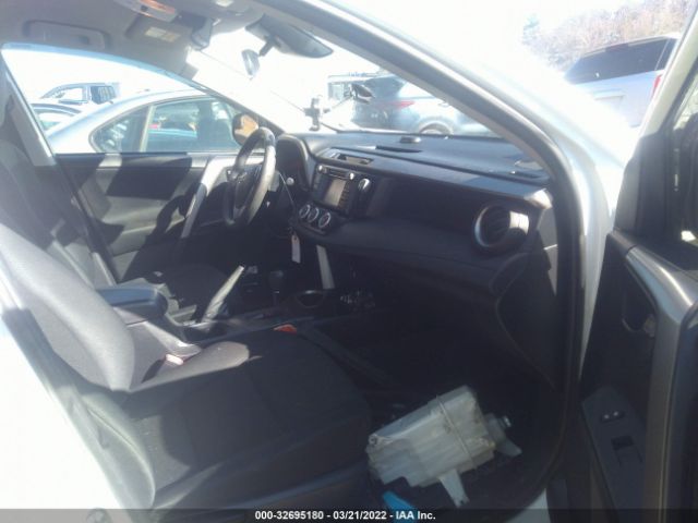 Photo 4 VIN: JTMBFREV5HJ114307 - TOYOTA RAV4 