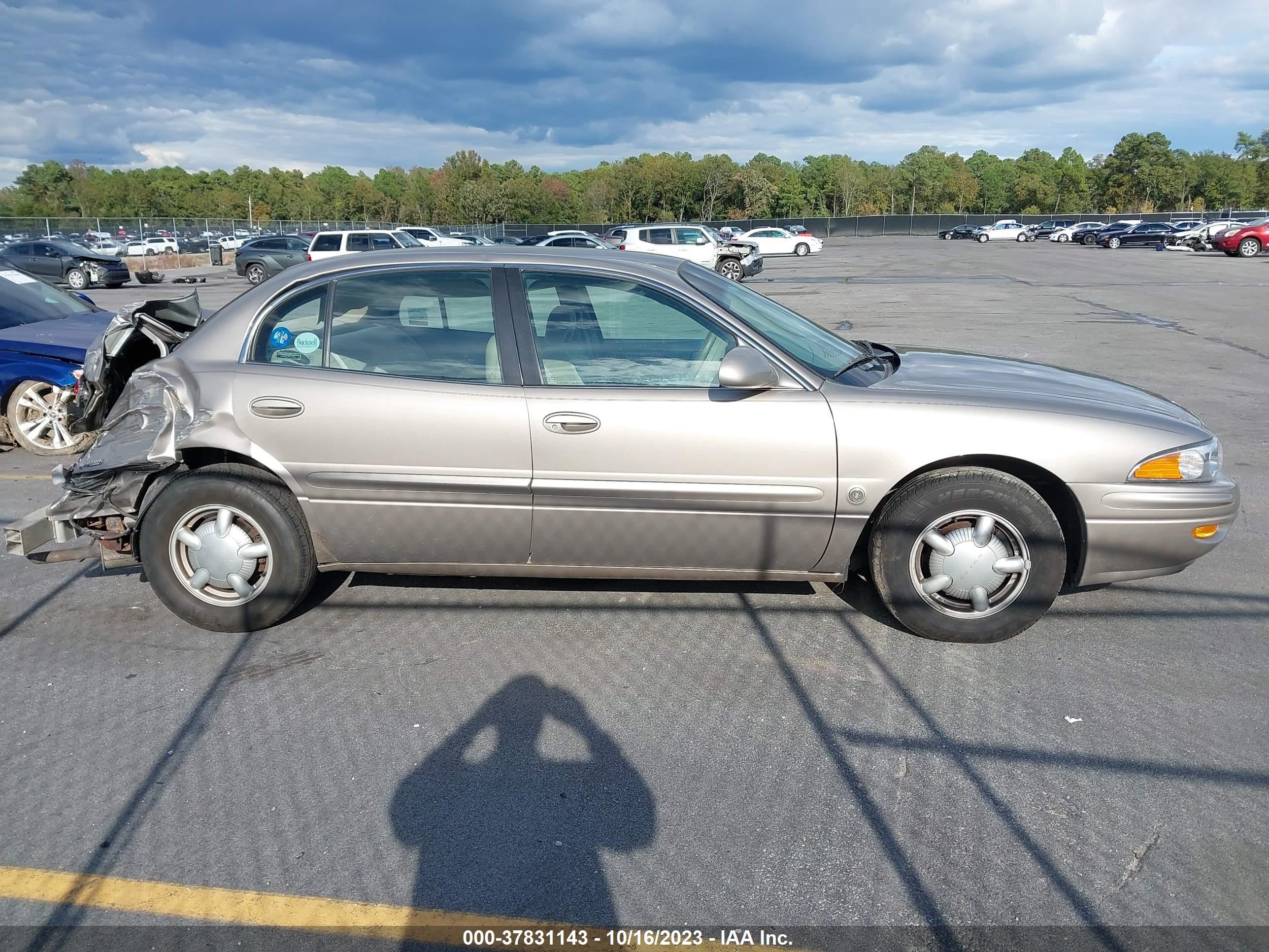 Photo 11 VIN: JTMBFREV5JD244057 - BUICK LESABRE 