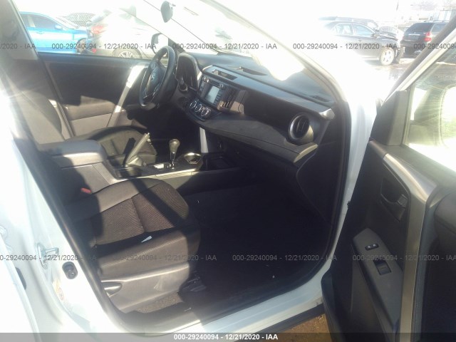 Photo 4 VIN: JTMBFREV5JJ175811 - TOYOTA RAV4 