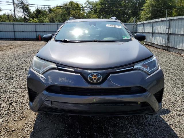 Photo 4 VIN: JTMBFREV5JJ257988 - TOYOTA RAV4 LE 