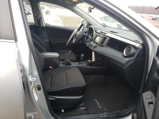 Photo 4 VIN: JTMBFREV6E5030470 - TOYOTA RAV4 LE 