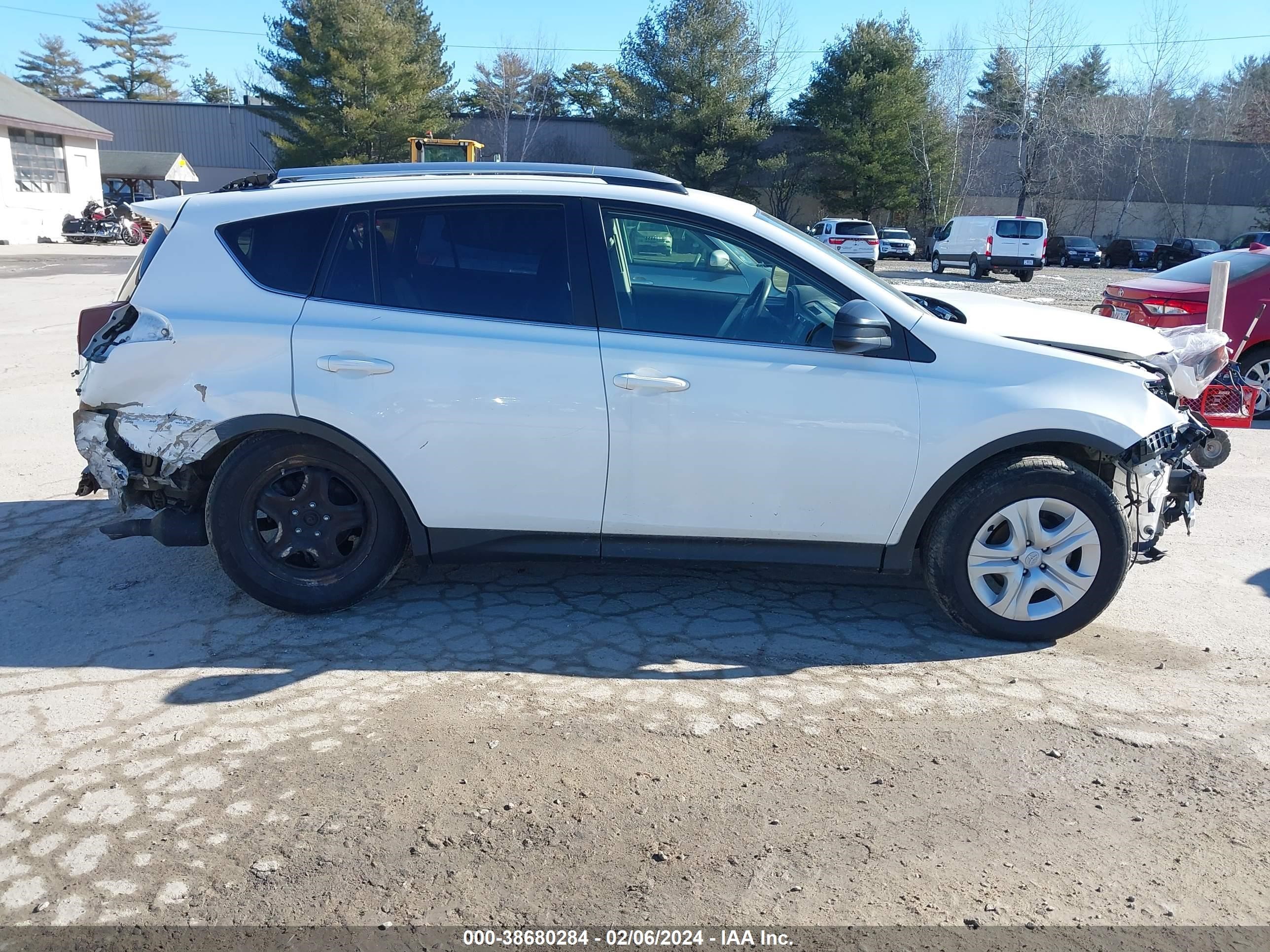 Photo 13 VIN: JTMBFREV6FD148350 - TOYOTA RAV 4 