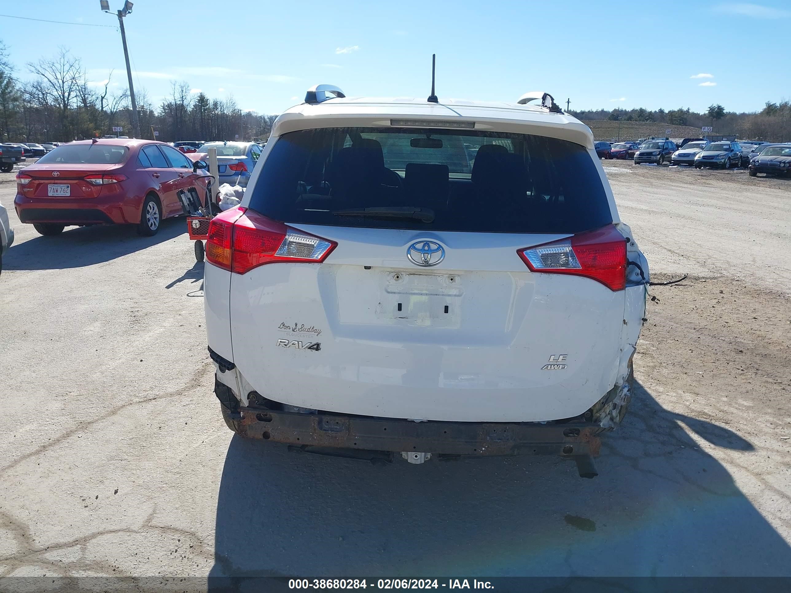 Photo 16 VIN: JTMBFREV6FD148350 - TOYOTA RAV 4 