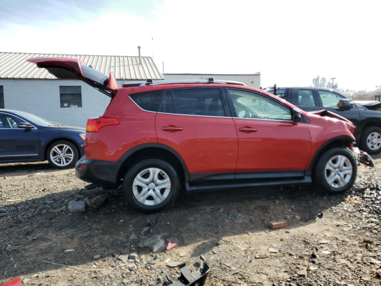 Photo 2 VIN: JTMBFREV6FJ038819 - TOYOTA RAV 4 