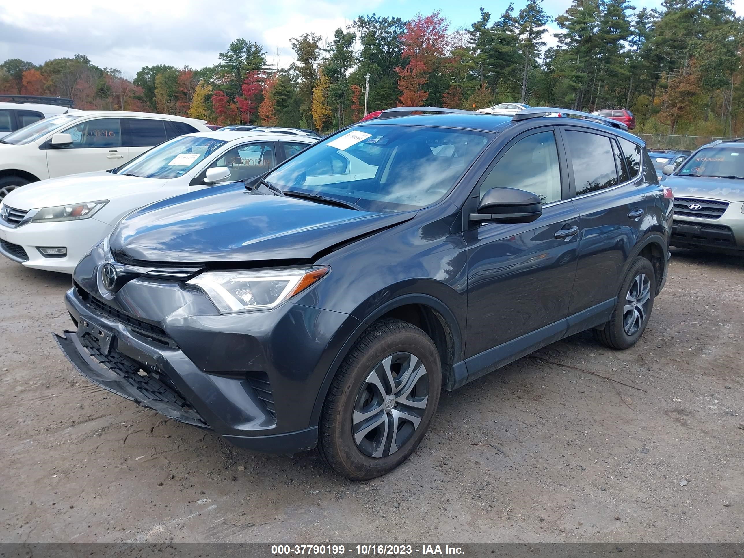 Photo 1 VIN: JTMBFREV6HJ125980 - TOYOTA RAV 4 