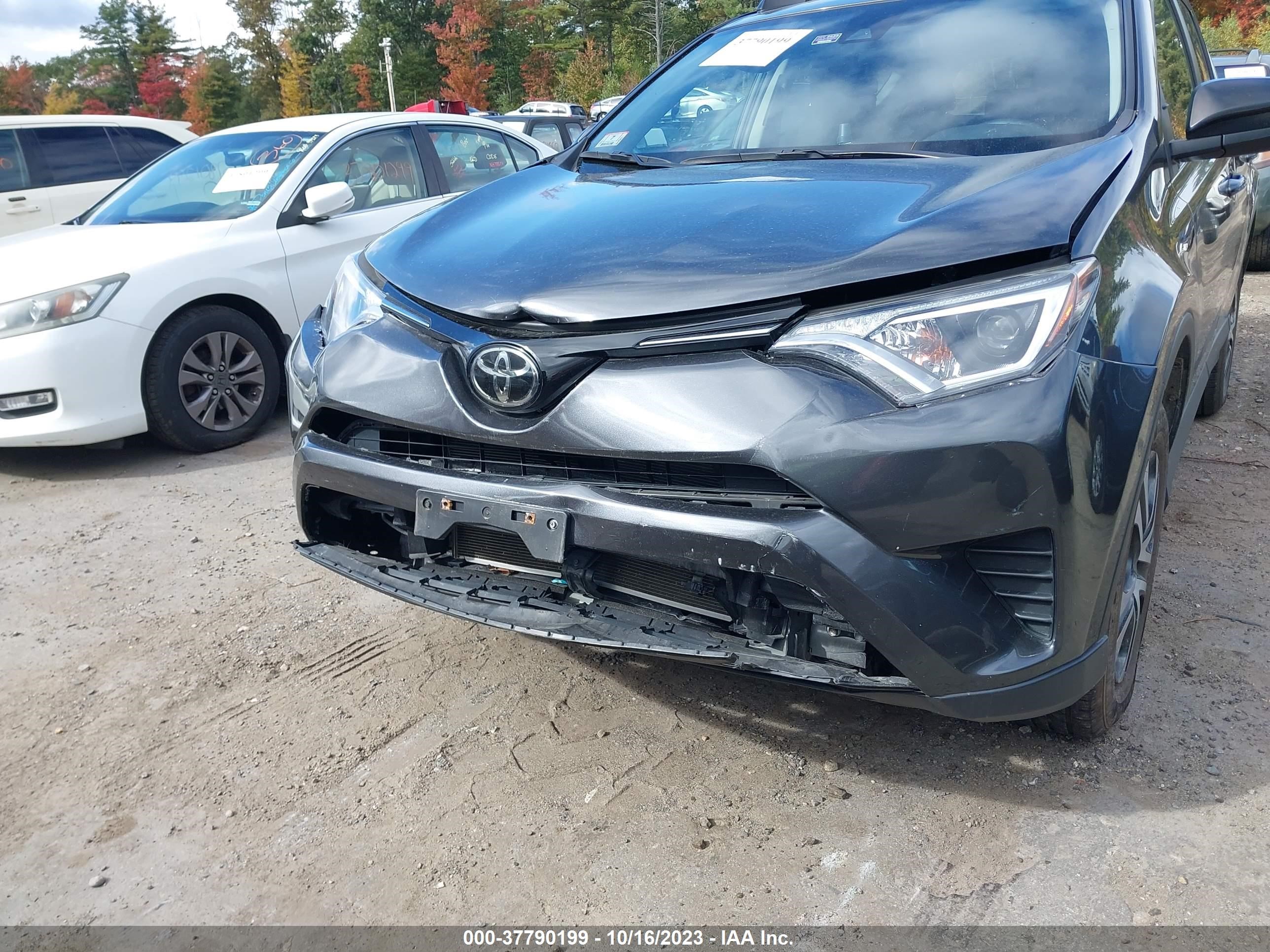 Photo 5 VIN: JTMBFREV6HJ125980 - TOYOTA RAV 4 