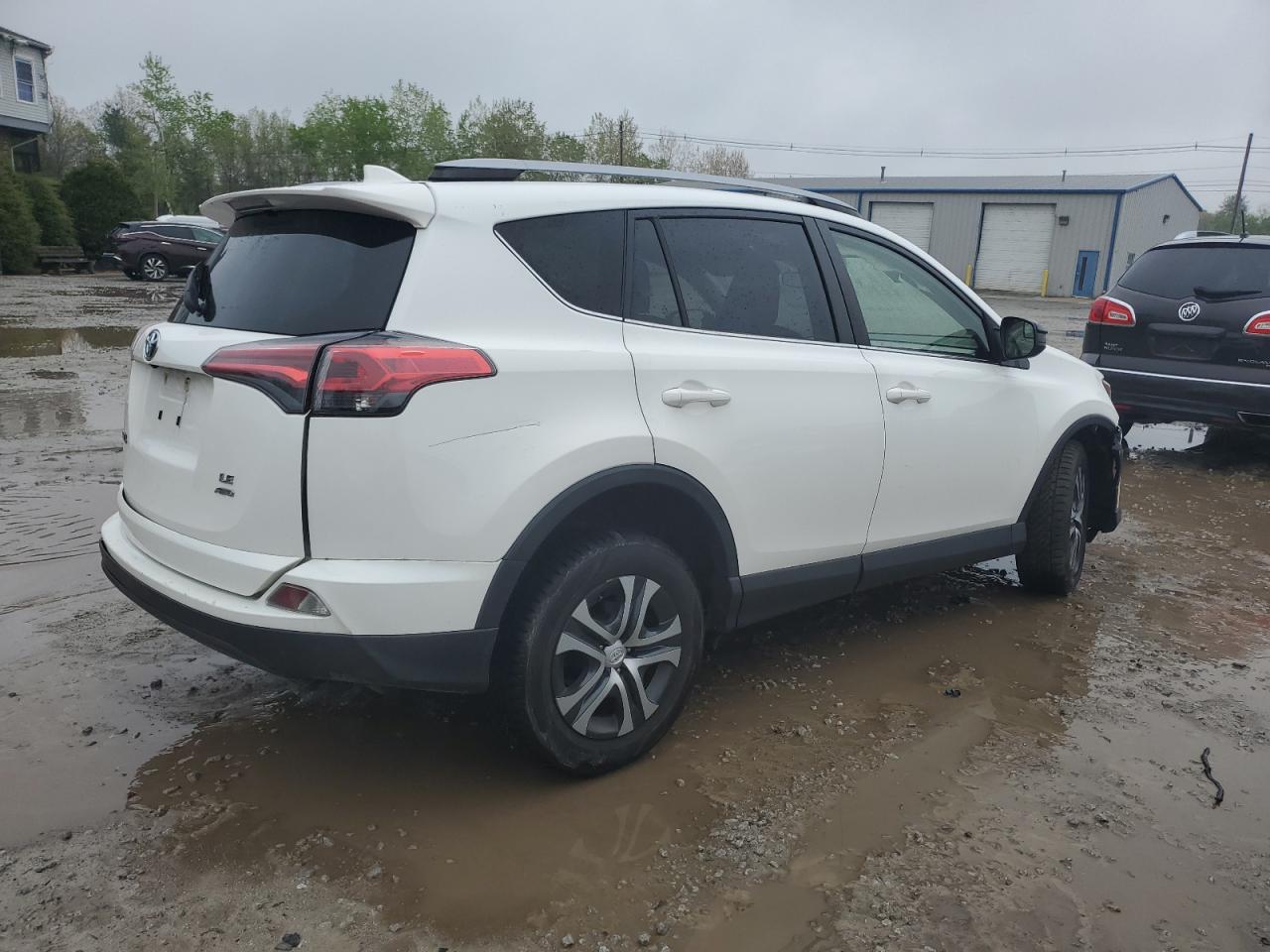 Photo 2 VIN: JTMBFREV6HJ146800 - TOYOTA RAV 4 