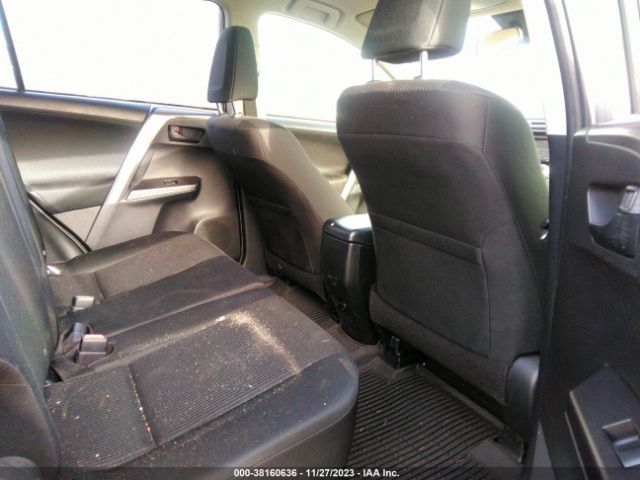 Photo 7 VIN: JTMBFREV6HJ164150 - TOYOTA RAV4 