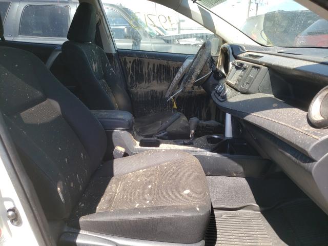 Photo 4 VIN: JTMBFREV6HJ703110 - TOYOTA RAV4 LE 