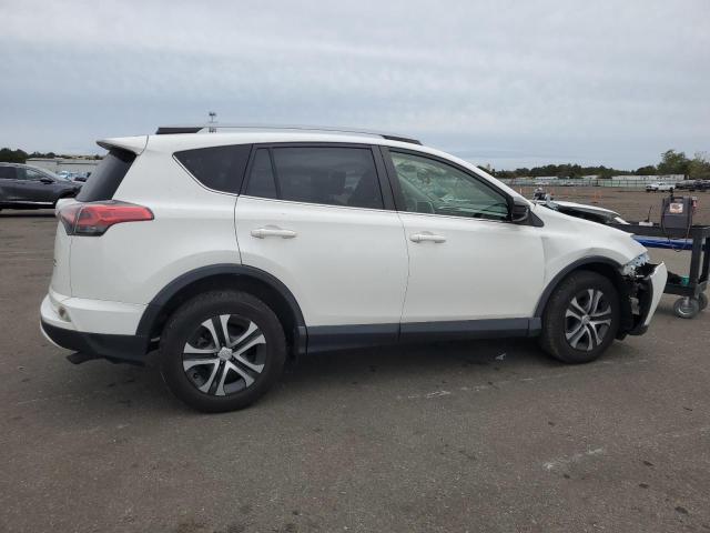 Photo 2 VIN: JTMBFREV6HJ706685 - TOYOTA RAV4 LE 