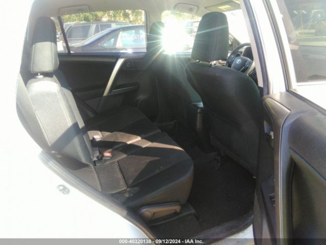 Photo 7 VIN: JTMBFREV6HJ716715 - TOYOTA RAV4 